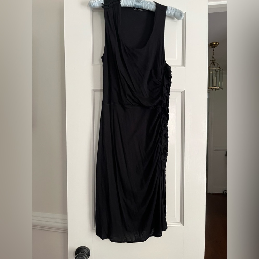 Ella Moss jersey knit dress w ruffles on the left side & right top shoulder.